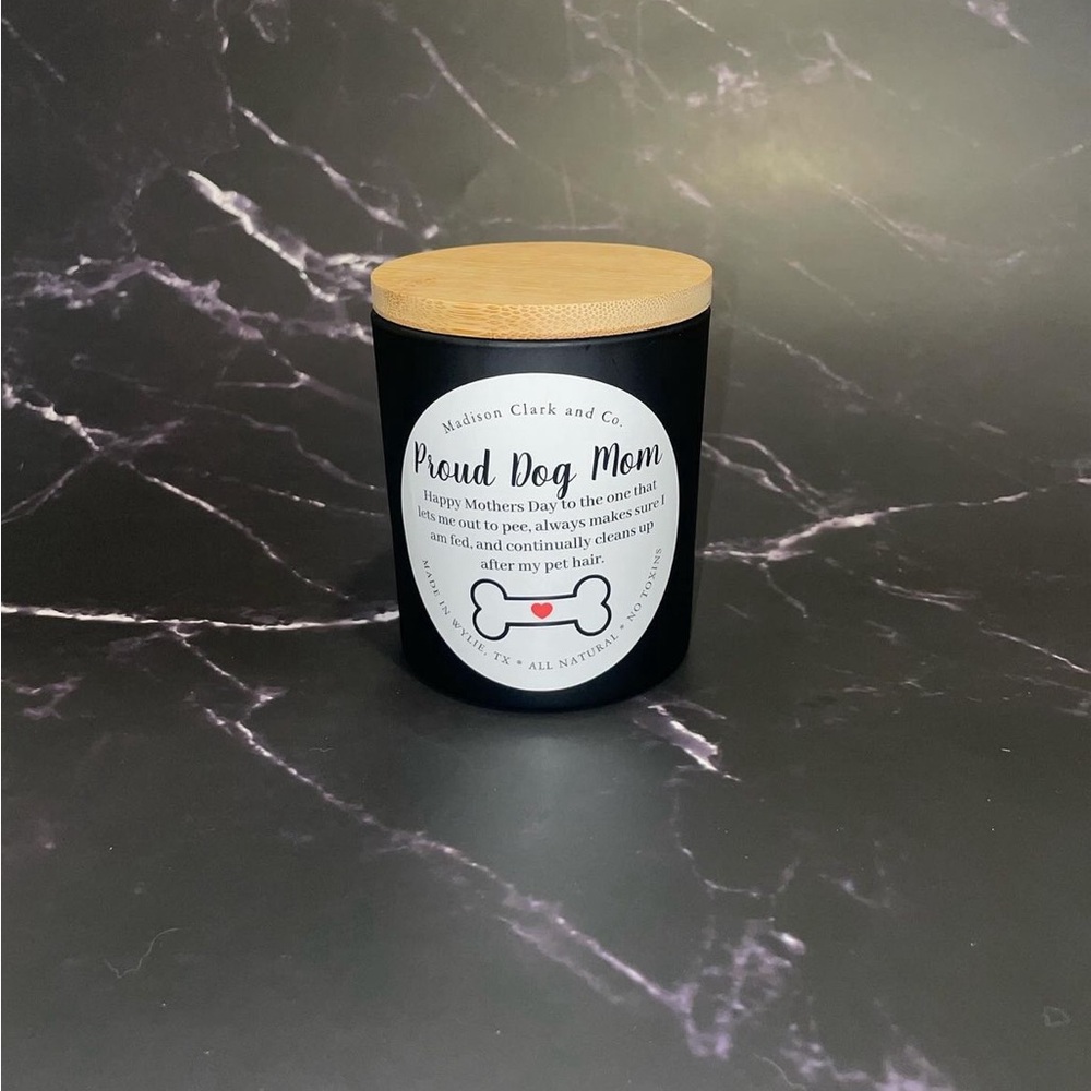 Proud Dog Mom Candle